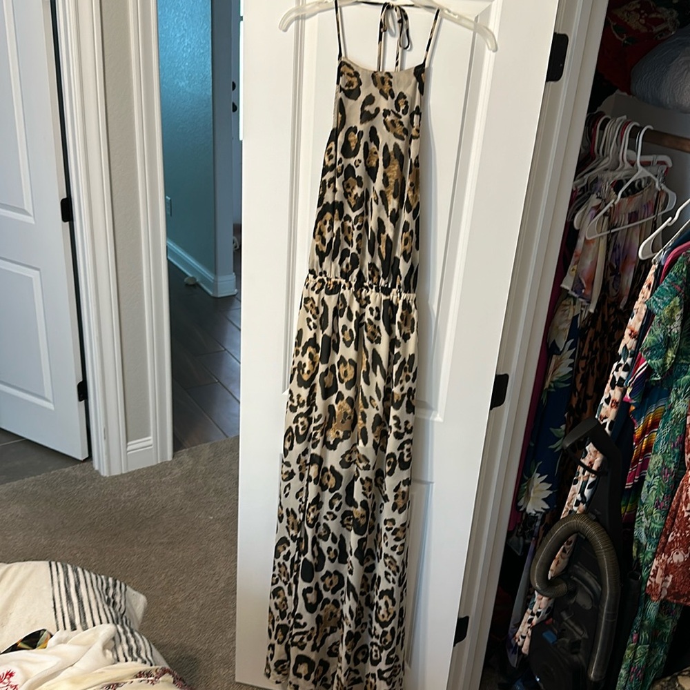 Show me your mumu Heather halter leopard size large